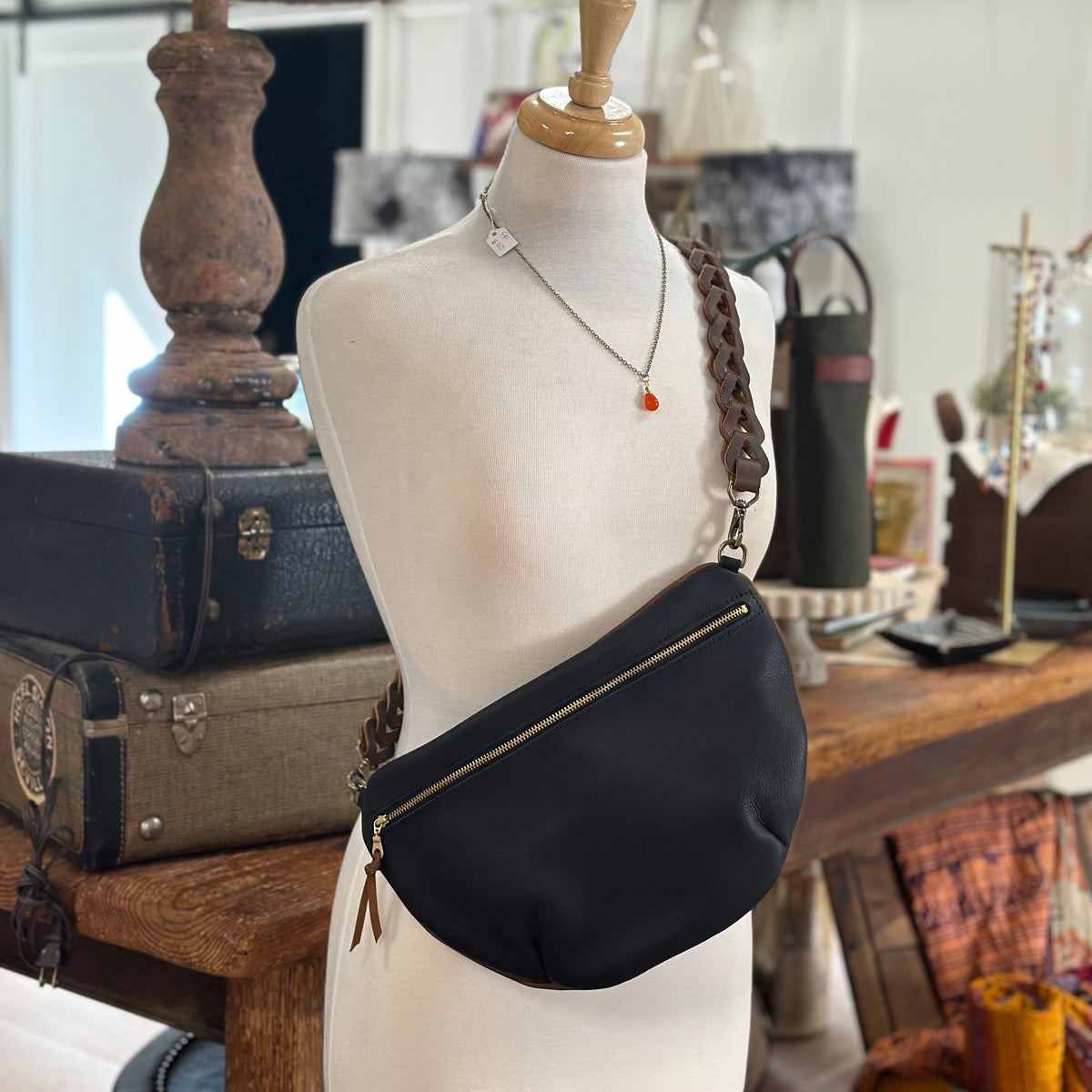 Luna Bum Bag-Black Leather – Holy Cow Leather & Goods