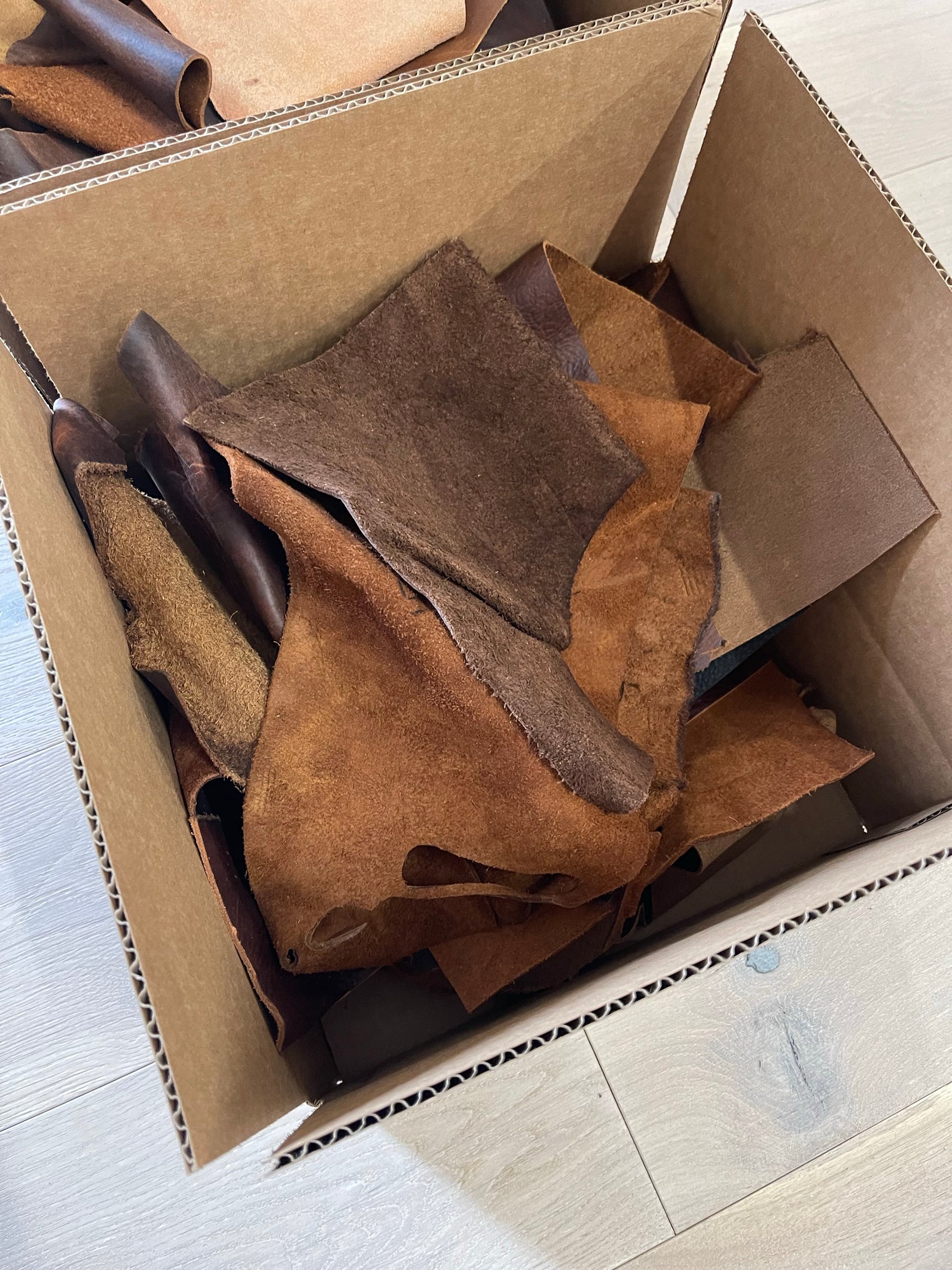 Leather Remnants/Scrap