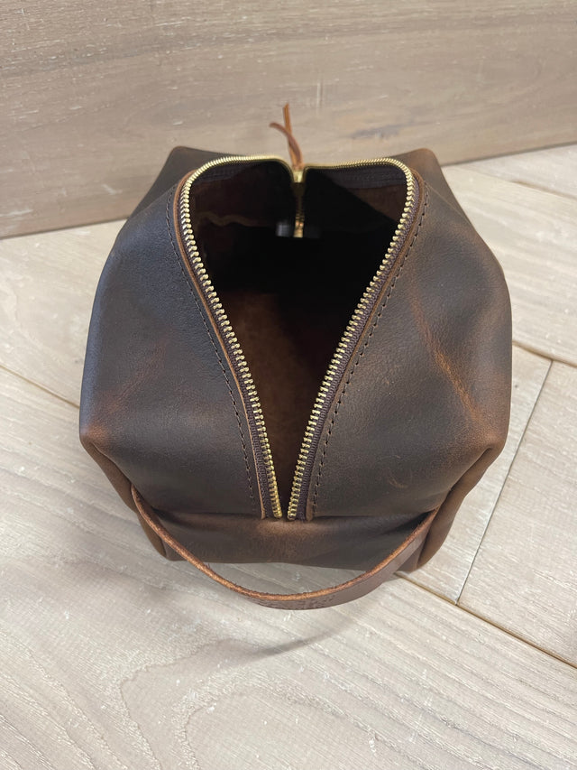 Dopp Kit/Toiletry Bag