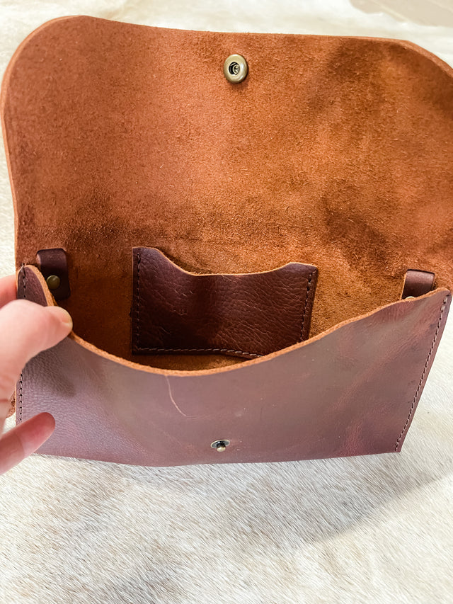 Large Clutch in Whiskey Brown Saddle